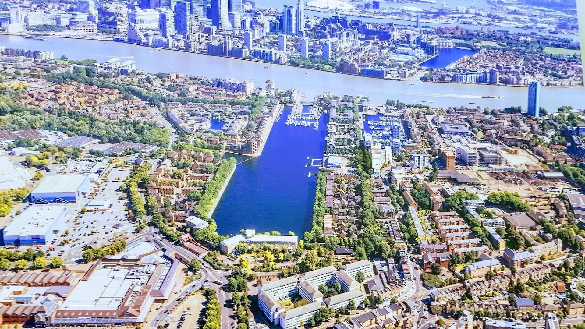 Riverside 3Br With Easy Transport 20Mins To City Centre London Apartment