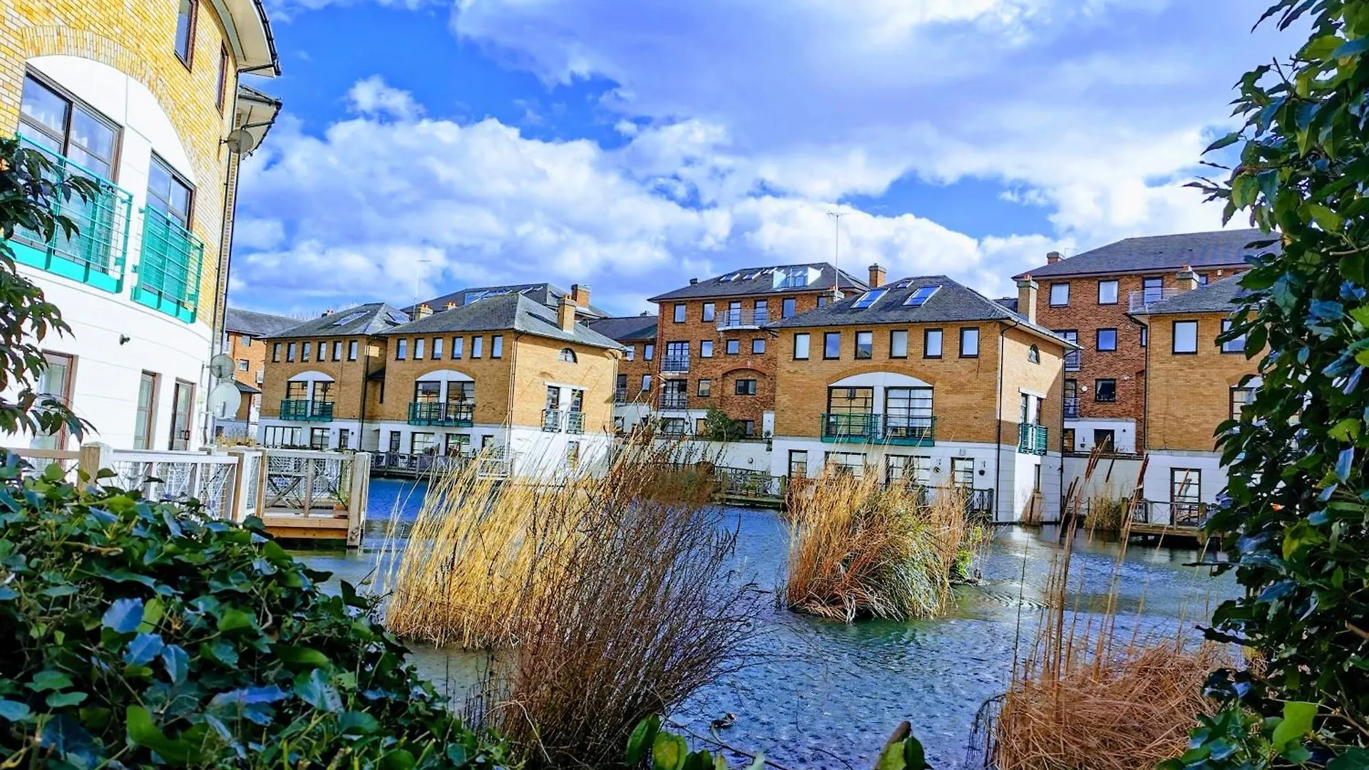 Apartment Riverside 3Br With Easy Transport 20Mins To City Centre London